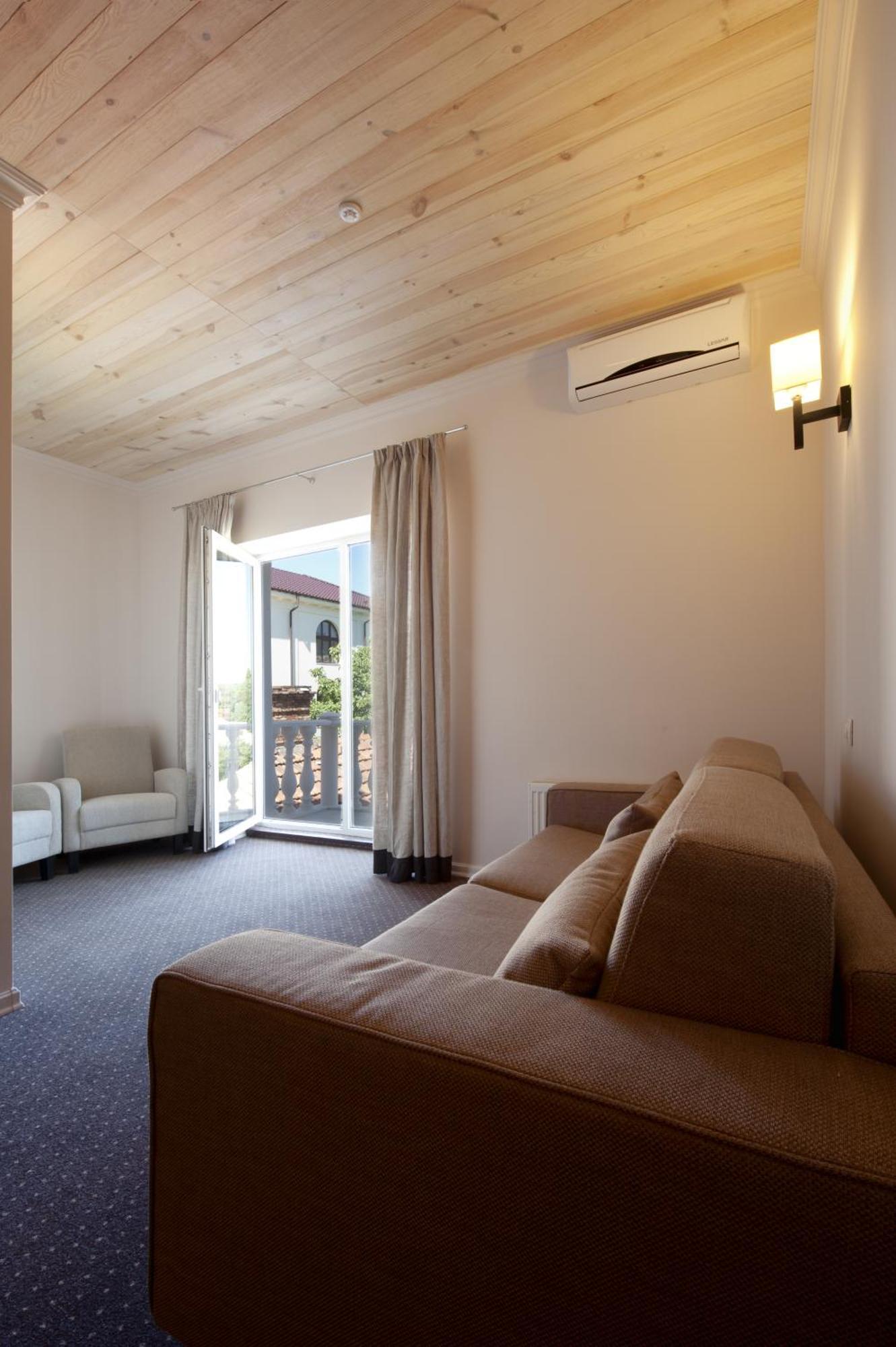 Geneva Resort Hotel Odessa Buitenkant foto