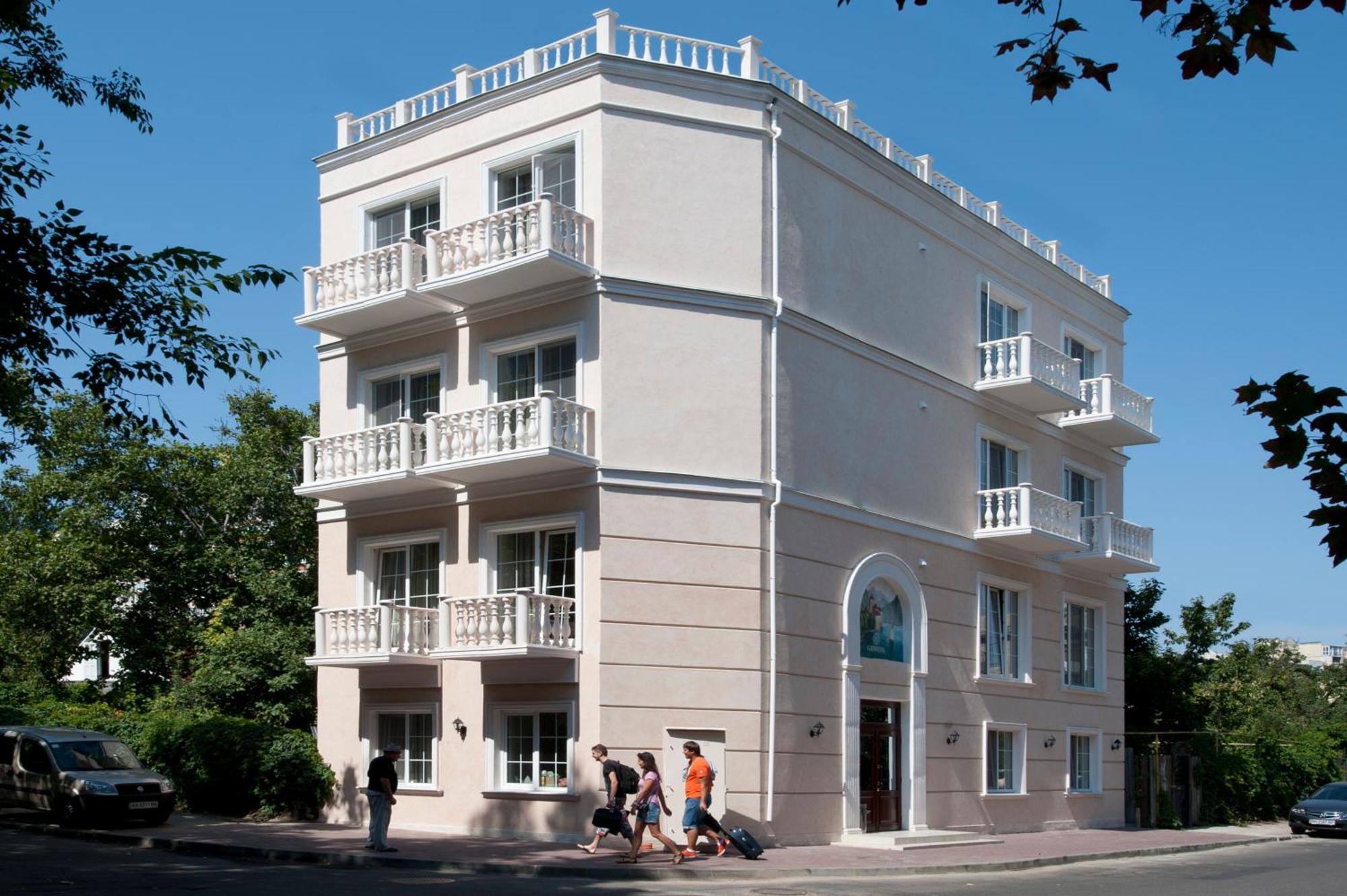 Geneva Resort Hotel Odessa Buitenkant foto